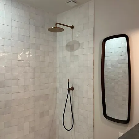 Superbe Renovee Des Annees 30 فيلة